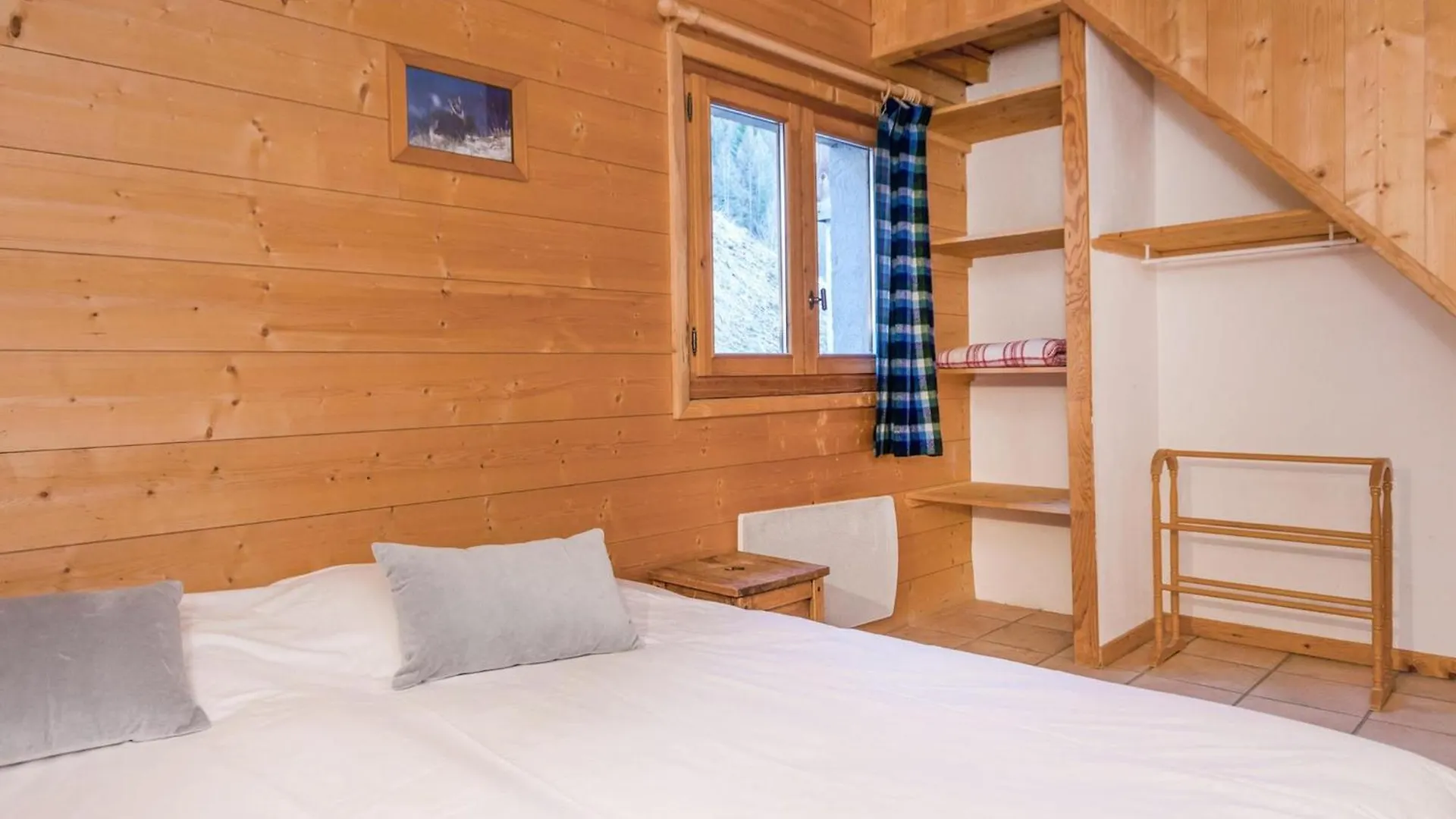 Modern Chalet Just 350 M From The Ski Lifts Peisey-Nancroix France