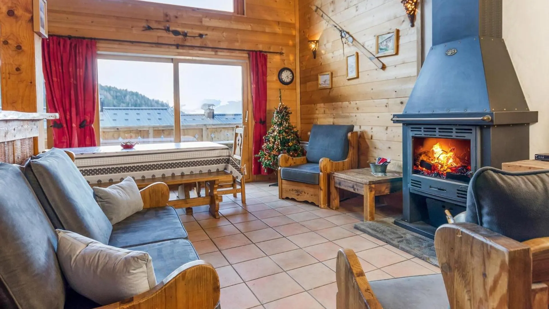Modern Chalet Just 350 M From The Ski Lifts Peisey-Nancroix France
