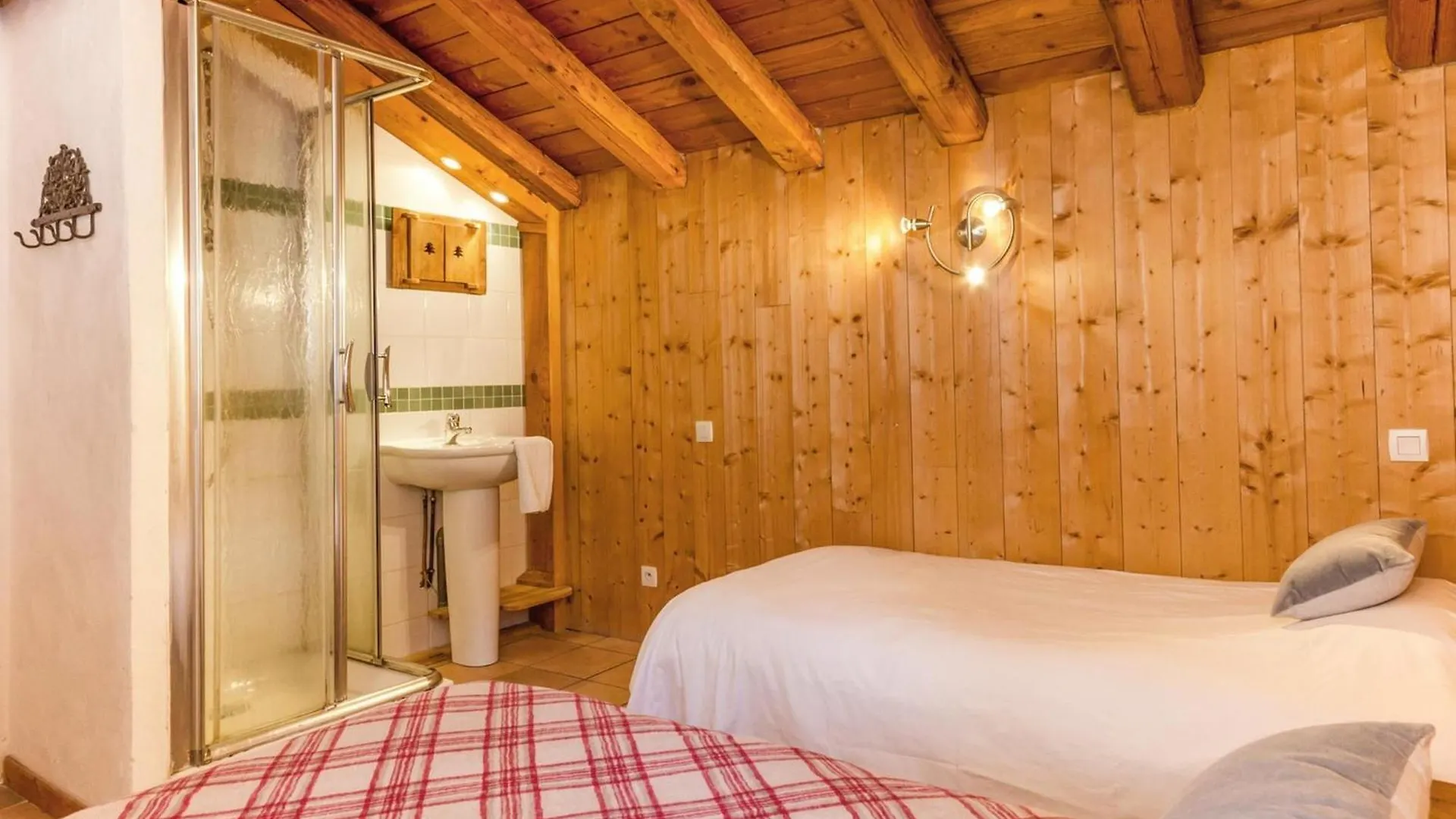 Modern Chalet Just 350 M From The Ski Lifts Peisey-Nancroix