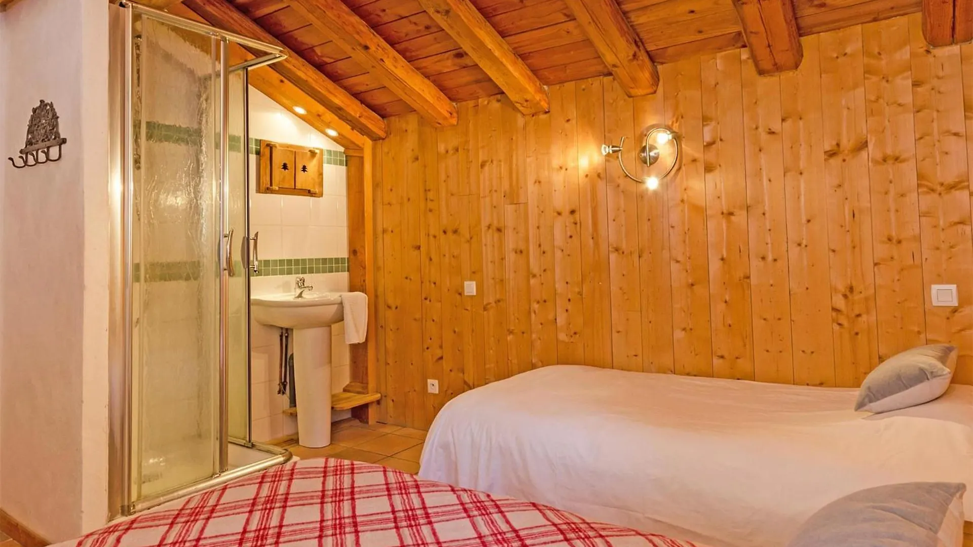 Modern Chalet Just 350 M From The Ski Lifts Peisey-Nancroix